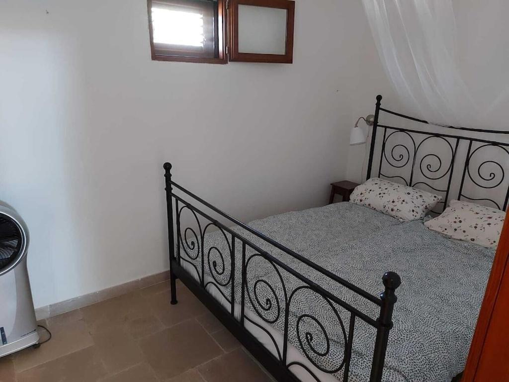 Casa Giuliveto - Charmantes Ferienhaus Mit Privatpool In Olivenhain Остуни Экстерьер фото