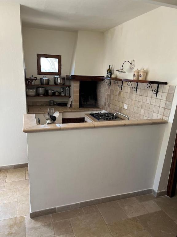 Casa Giuliveto - Charmantes Ferienhaus Mit Privatpool In Olivenhain Остуни Экстерьер фото